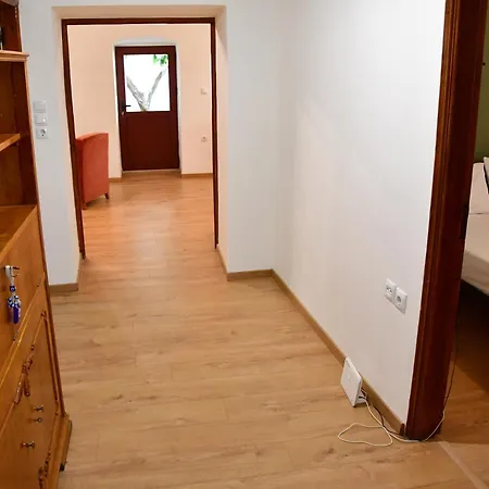 Appartement Αρχοντικό Σπίτι Στην Αίγινα Extérieur photo